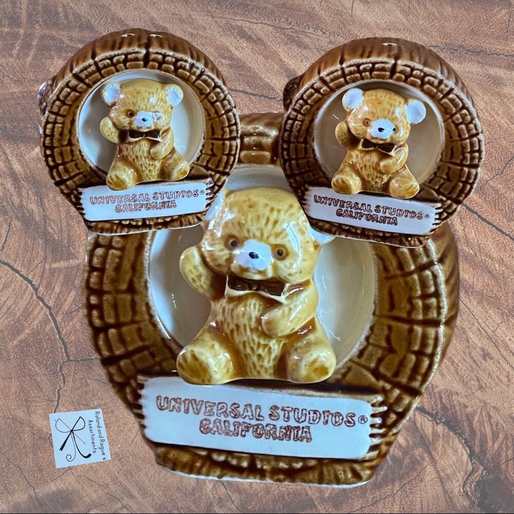 Vintage Universal Studios California Golden Bear Salt and Pepper Shaker Set